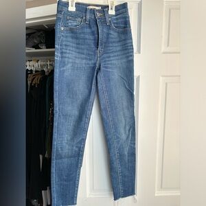 Levis mile high super skinny women’s jeans size 24